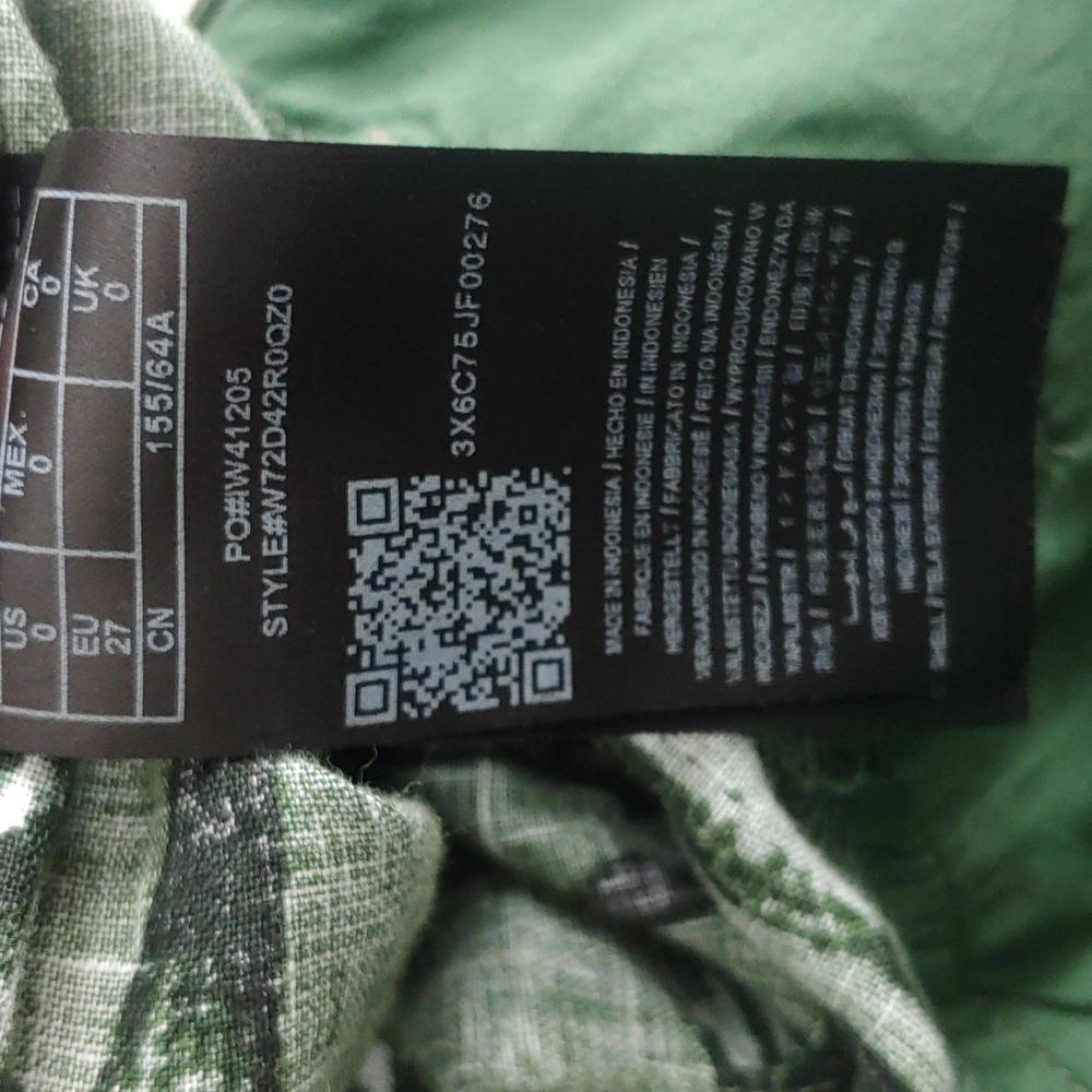 GUESS Fulton Romper Black and Green Leaf Print - Size 0 - Picture 7 of 7